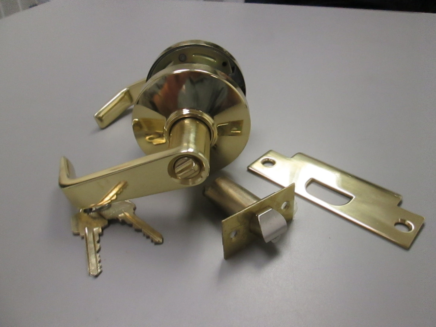 Arrow L11 Entry Set with Sierra Style Levers Polished Brass