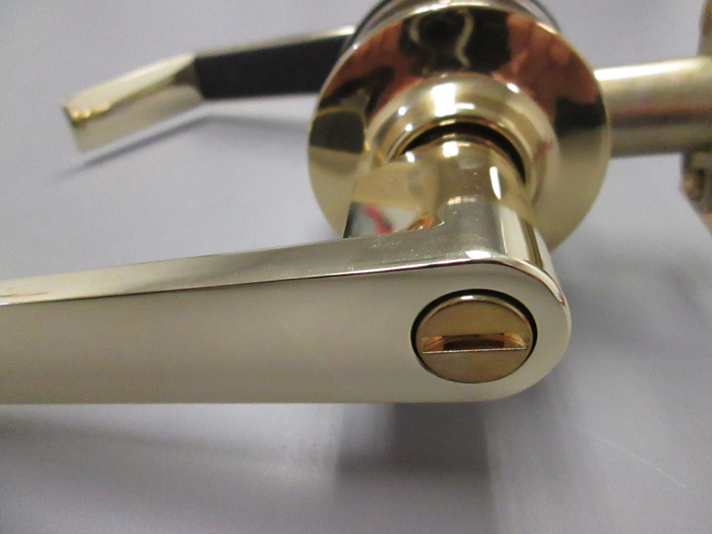 Falcon F331 Privacy Lever Set with Dane Style Levers Polished Brass